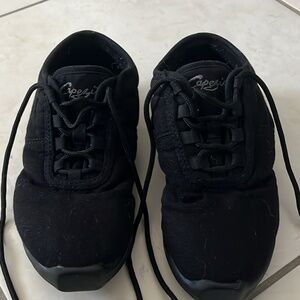 CAPEZIO   Adult Canvas Dance Sneaker